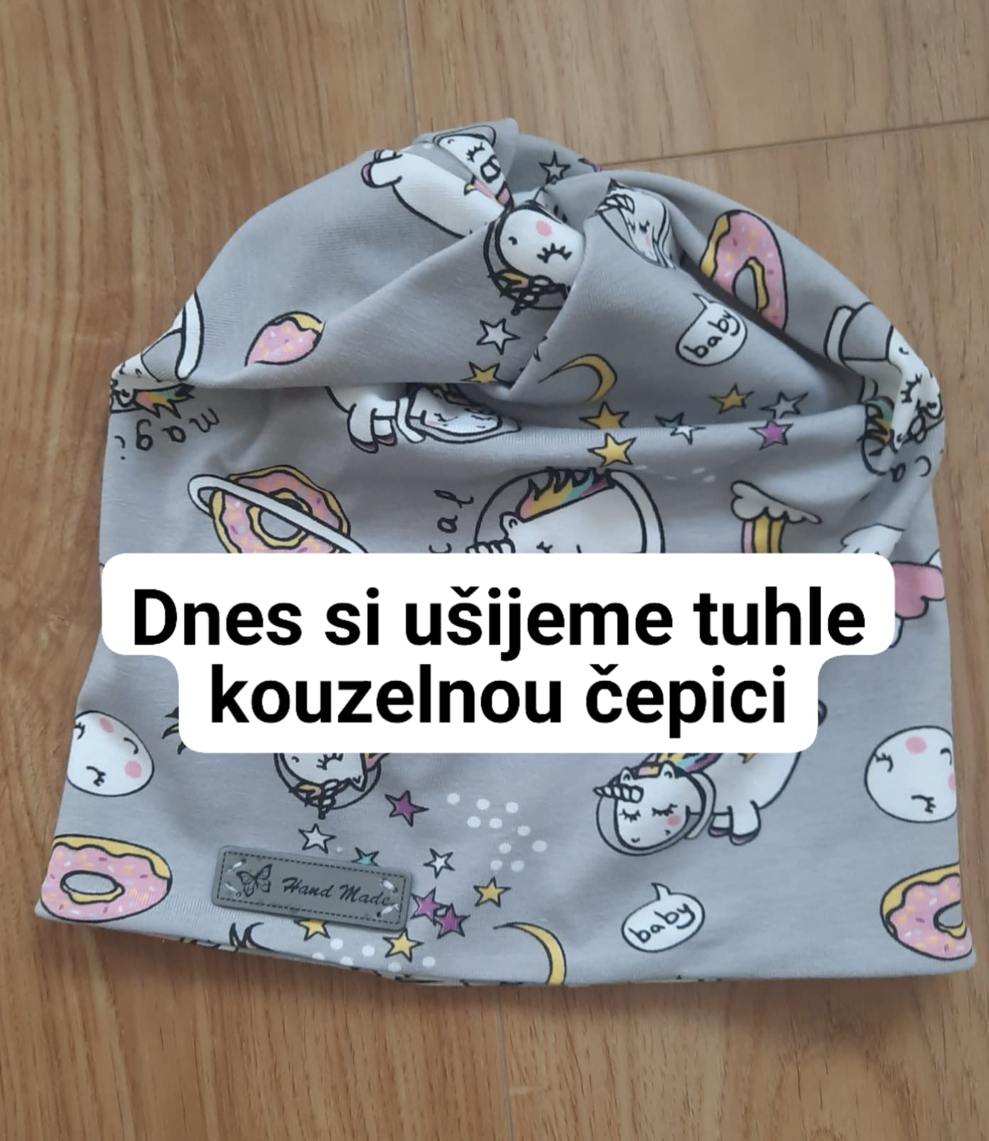 Jak ušít jednoduchou čepici z úpletu s dírou na culík