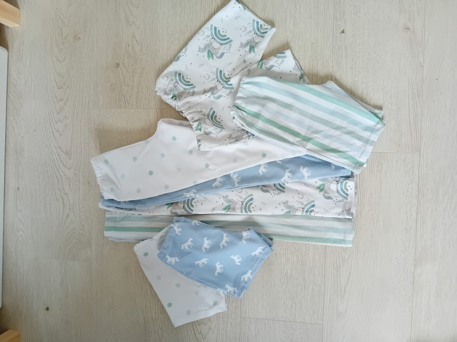 Výrobek podle střihu Dětské Živolegíny