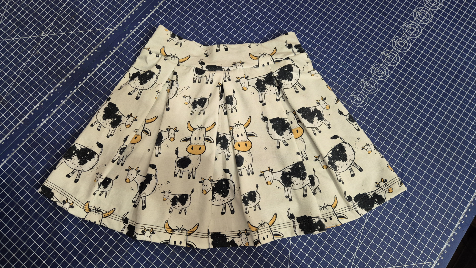 Sukňokraťasy Nicol