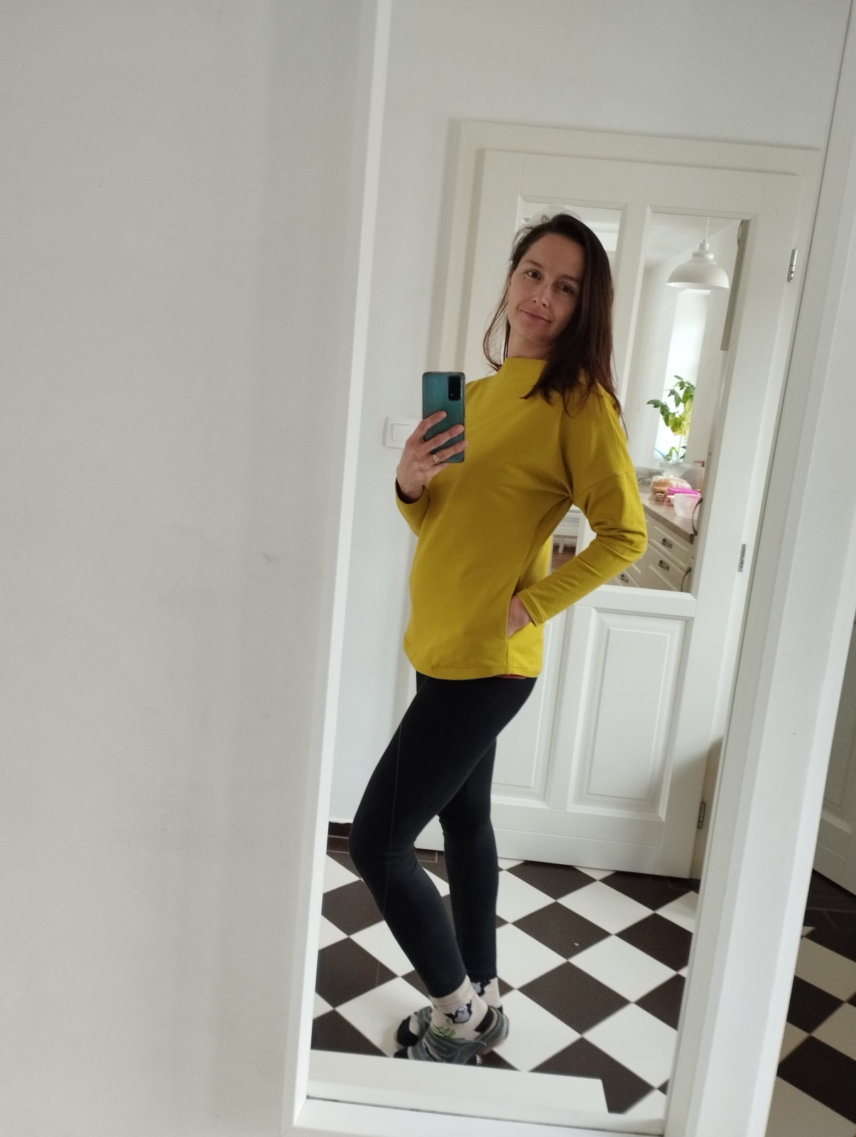 Mikina Nela