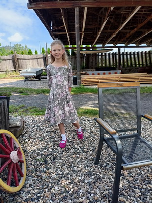 Dětské šaty Pavlínka