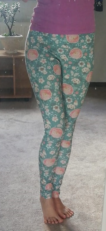 Legíny, kraťasy se sukní Lucie